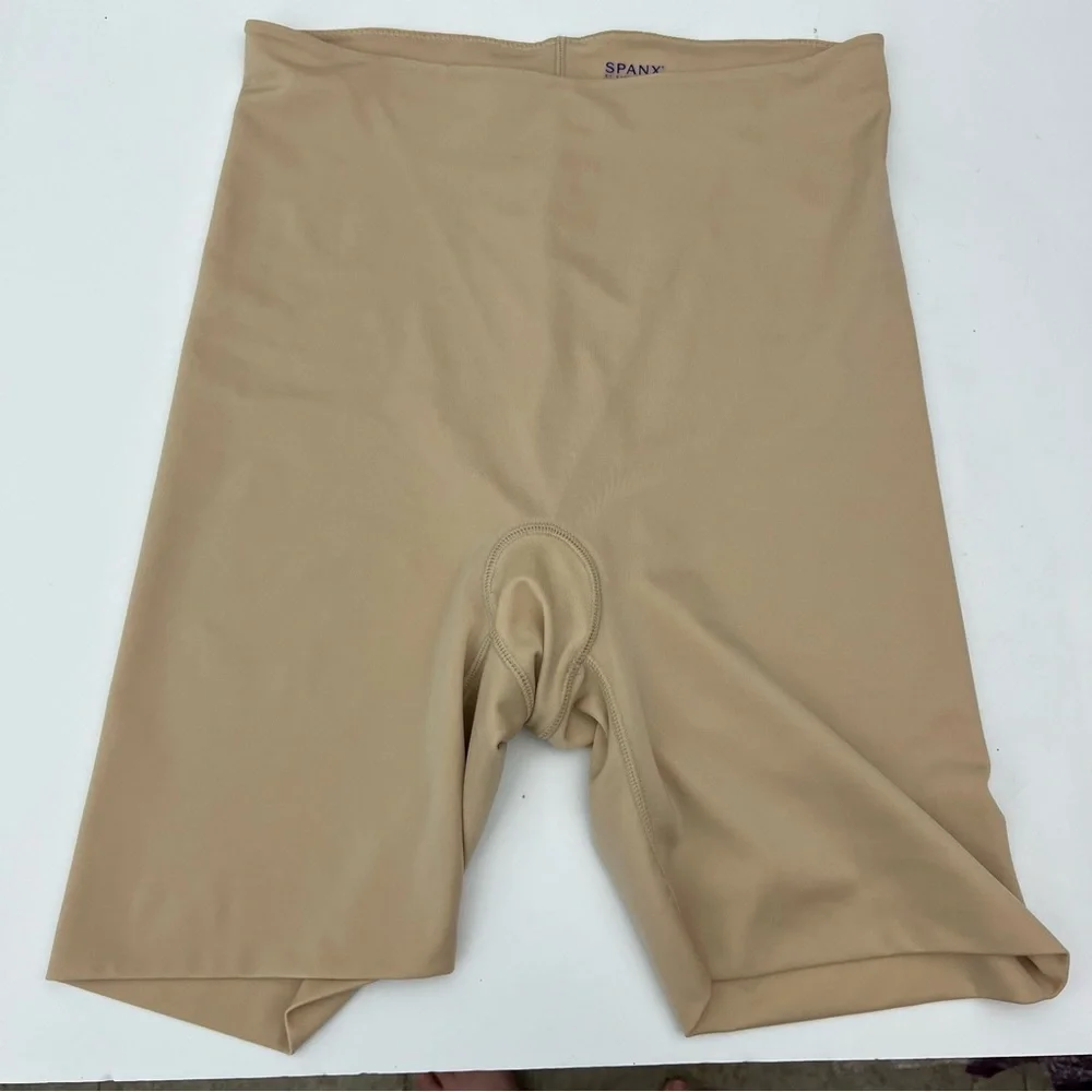 Spanx Tummy Control Seamless Shorts